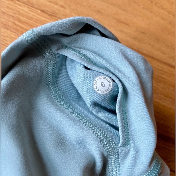 Lululemon Align HR 7/8 Pant 25” - Hazy Jade Size 6 - Picture 4 of 4